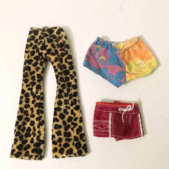 Mix Lot of Doll  Clothes Dress Pants Shirt Shorts Tops Barbie - Picture 3 of 8